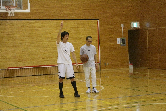 ｲｰｸﾞﾙｽ